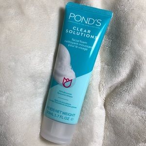 PONDS Clear Solution Facial Foams